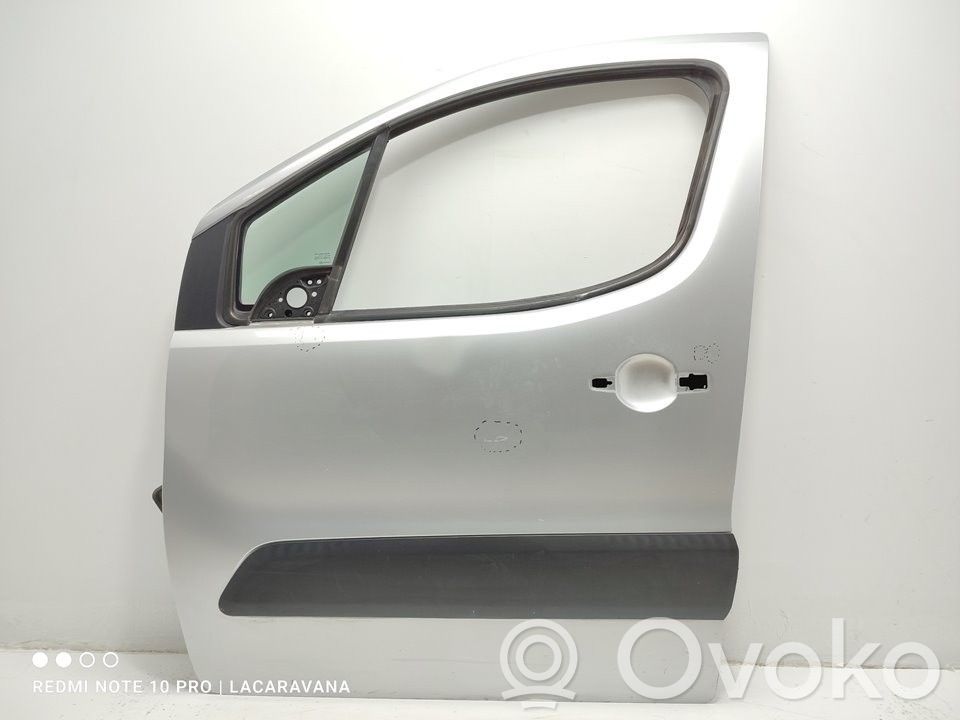 Puerta delantera   9002Z3