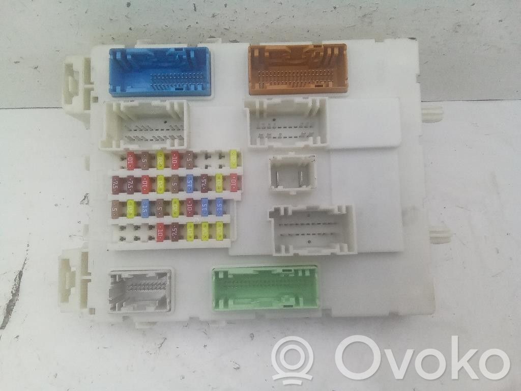 Ford Focus Módulo de fusible 