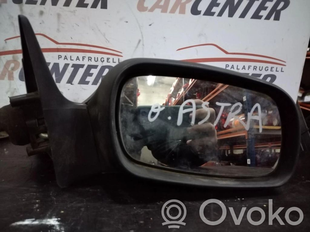 Opel Astra F Elektryczne lusterko boczne drzwi przednich 