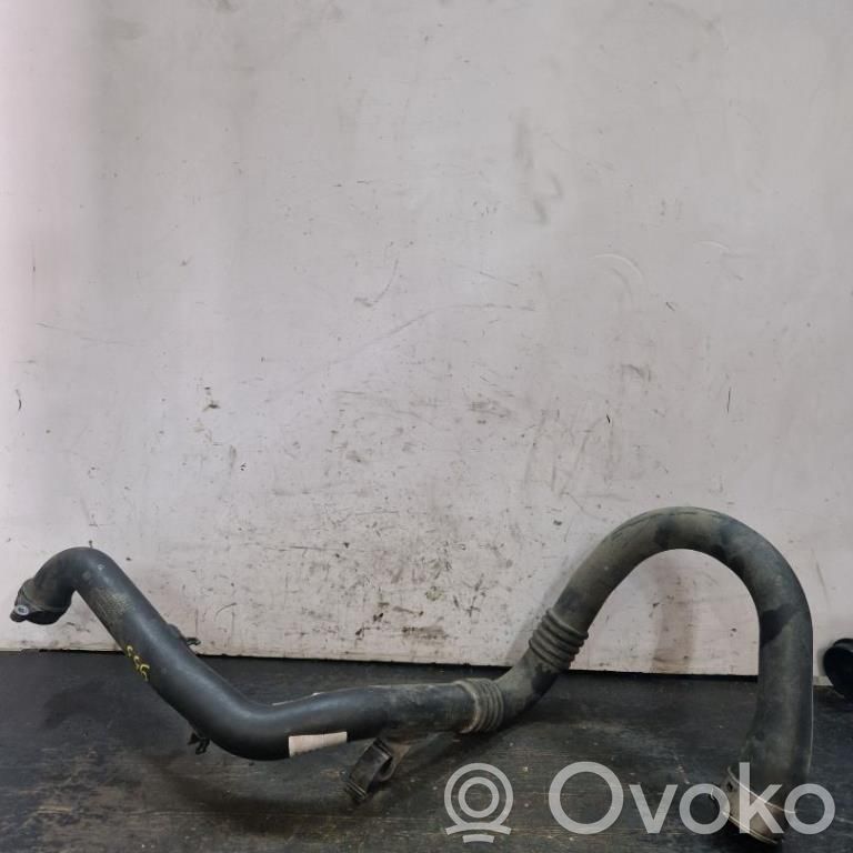 Opel Corsa E Oil fill pipe 