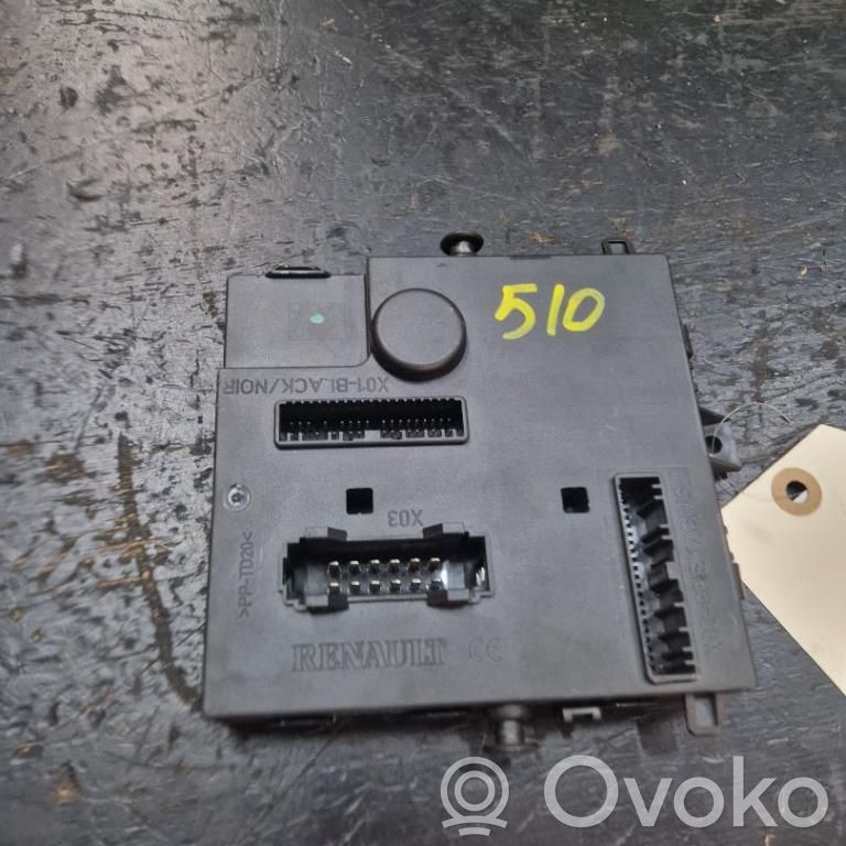 Renault Twingo II Sterownik / Moduł ECU 