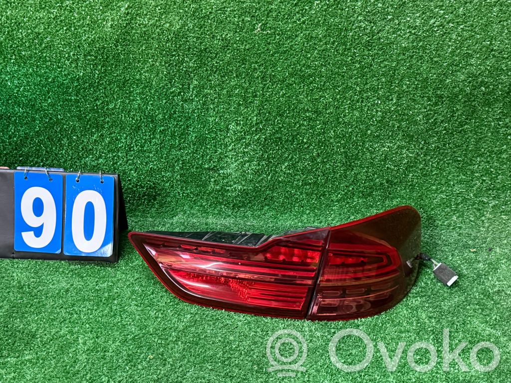 Rear/tail lights