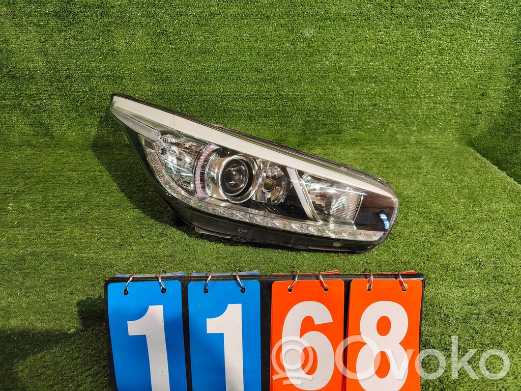 Headlight/headlamp   R009B220873,92102A2220