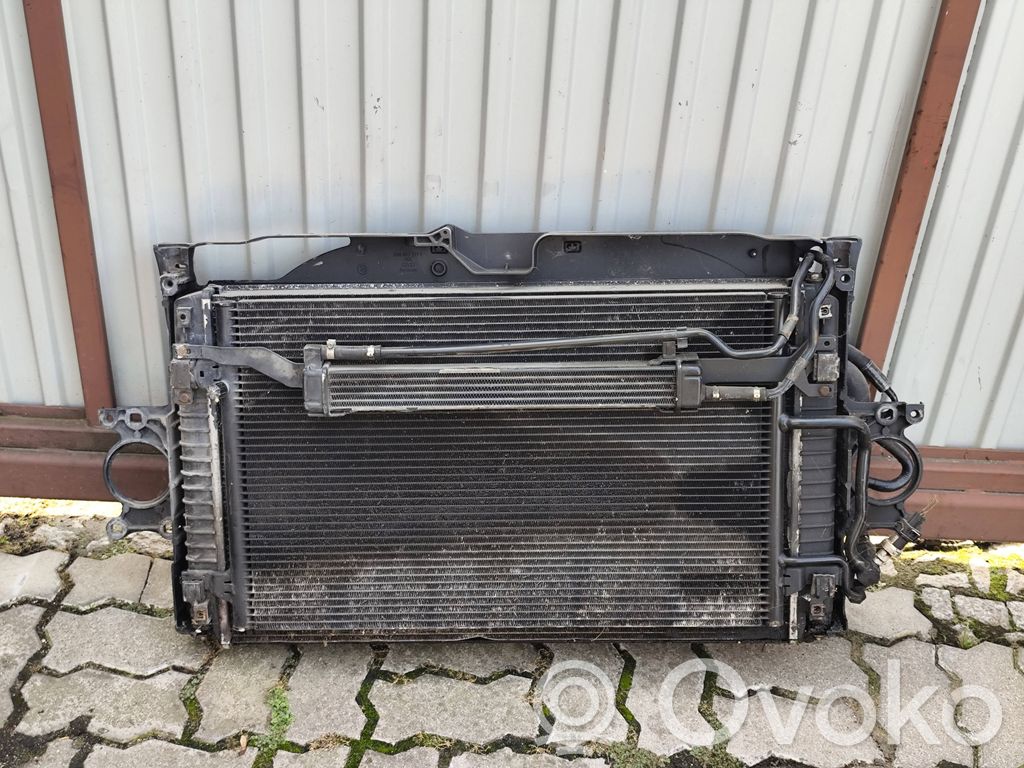 Radiatorių panelė   4D0805571T
