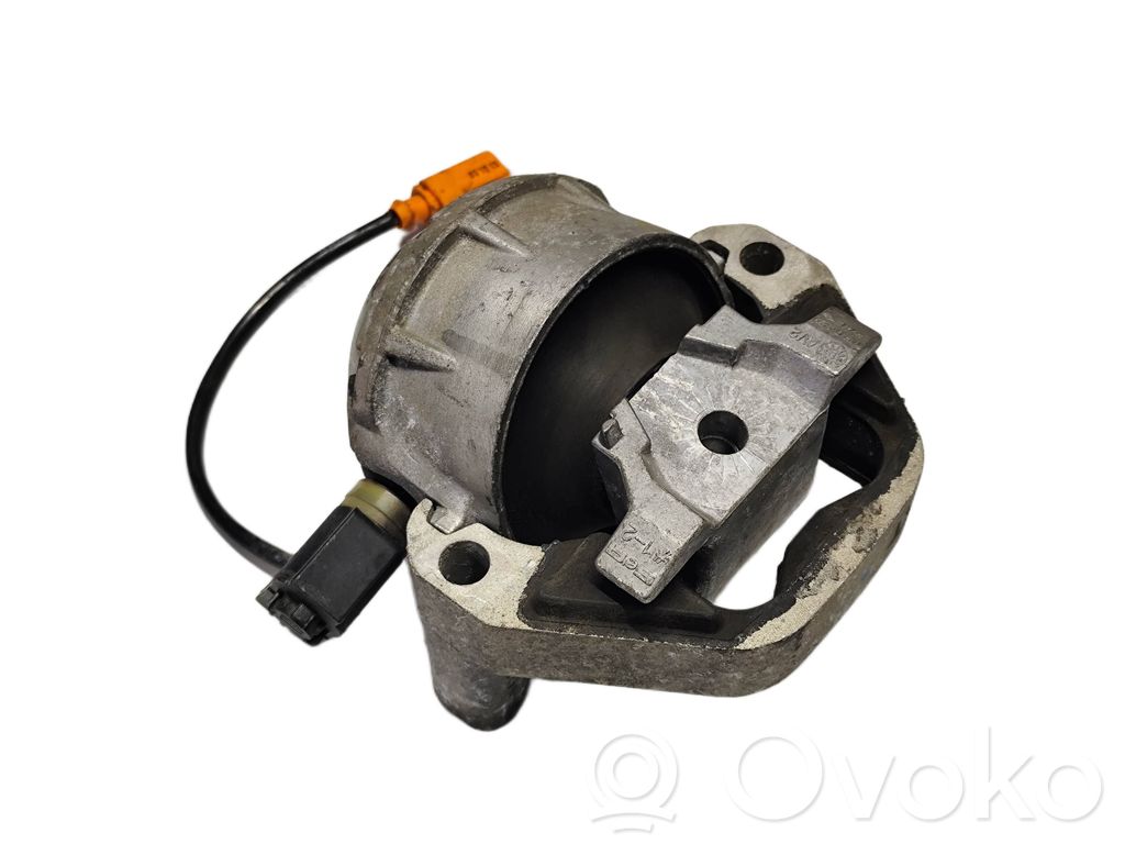 Engine mount vacuum valve   4G0199381KT