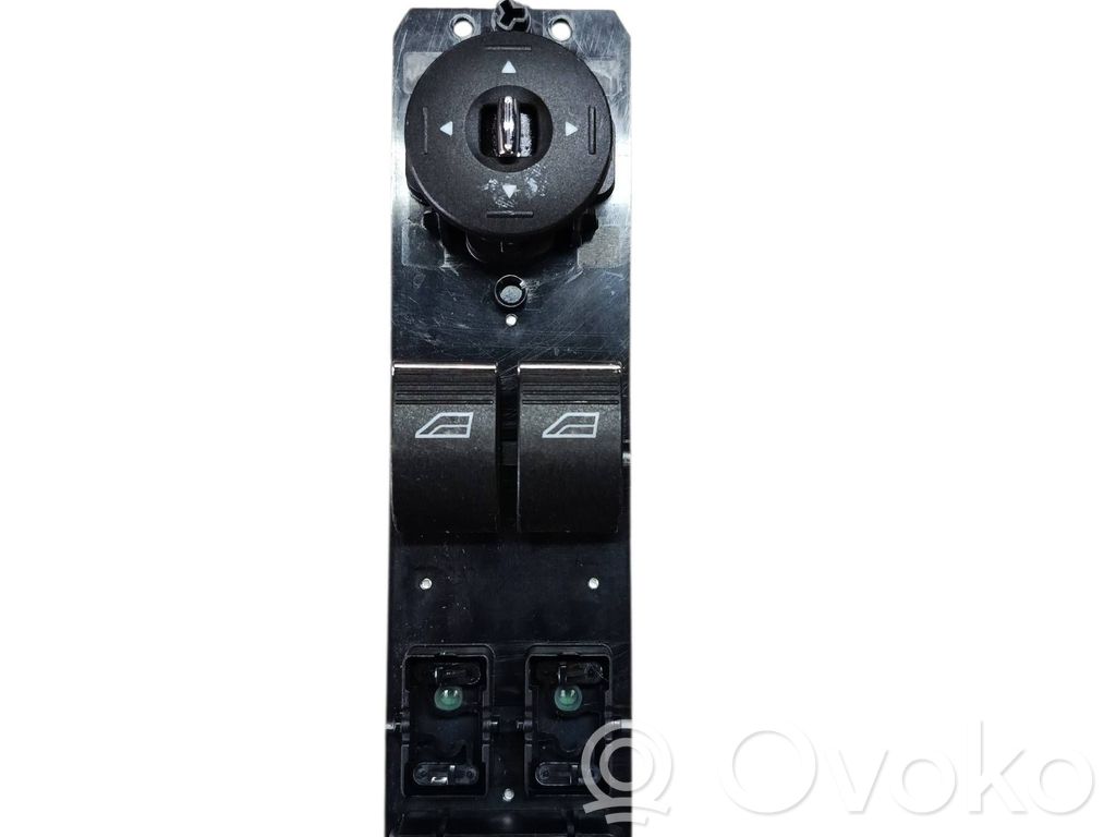 Ford Fiesta Interruptor del elevalunas eléctrico 