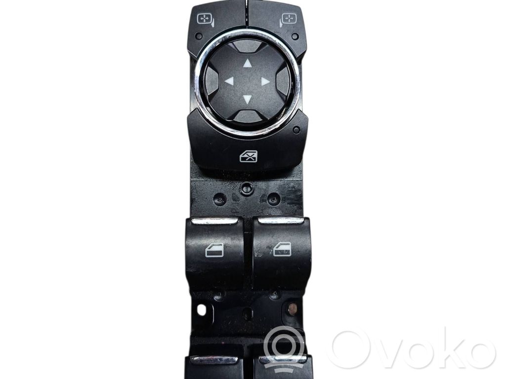 Ford Edge II Quarter vent window switch 