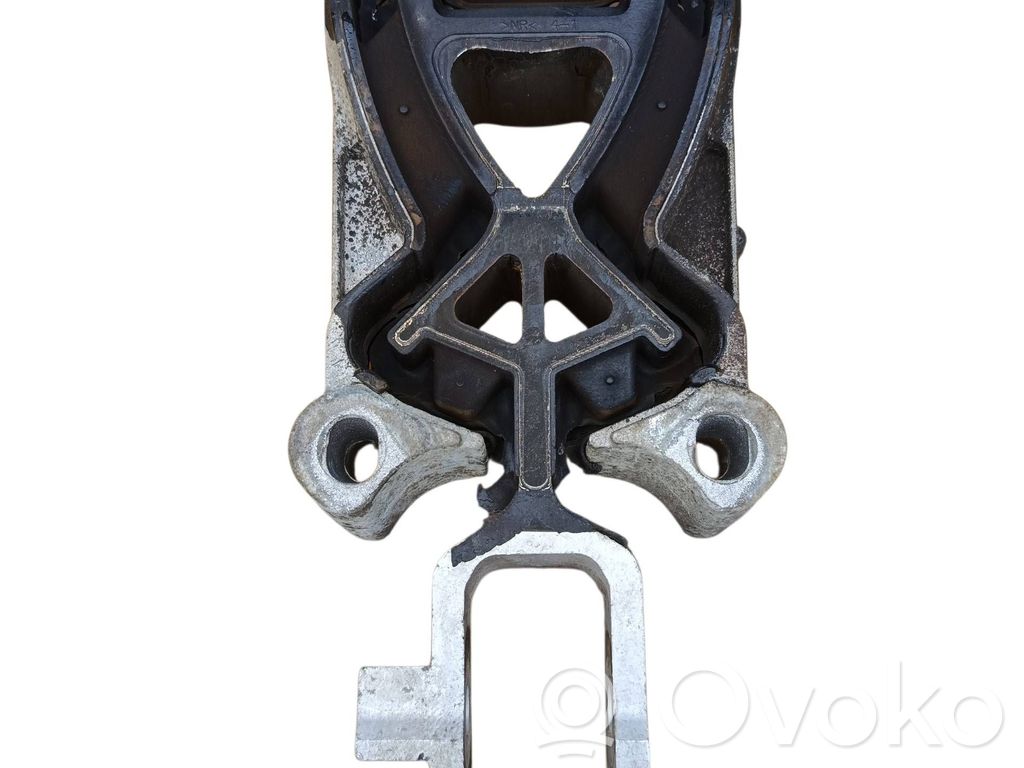 Ford Bronco Gearbox mount 