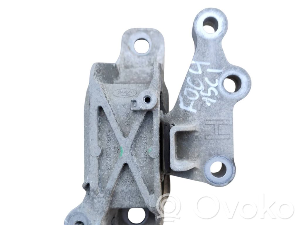 Ford Focus Engine mount bracket 