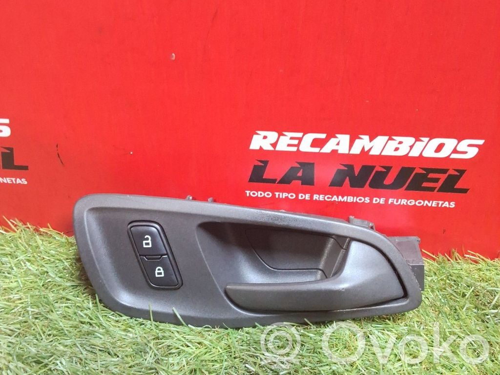 Ford Transit -  Tourneo Connect Manecilla interna puerta delantera 