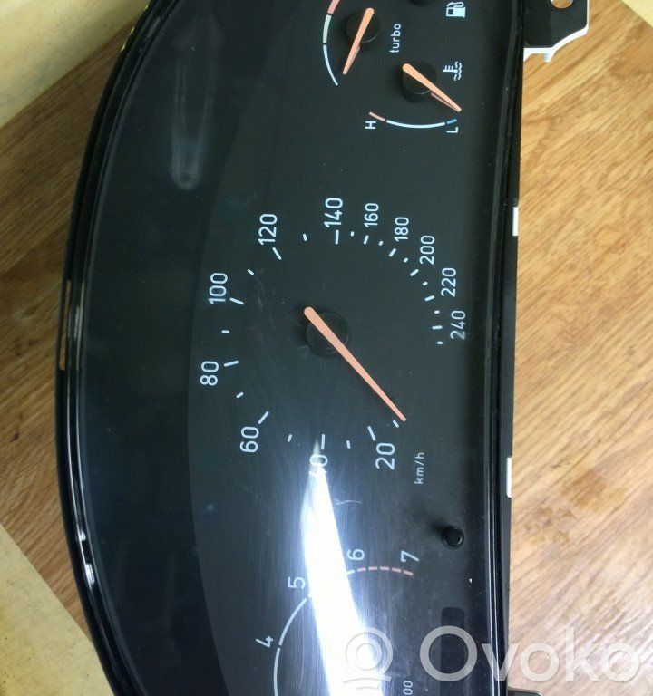 Saab 9-3 Ver1 Speedometer (instrument cluster) 