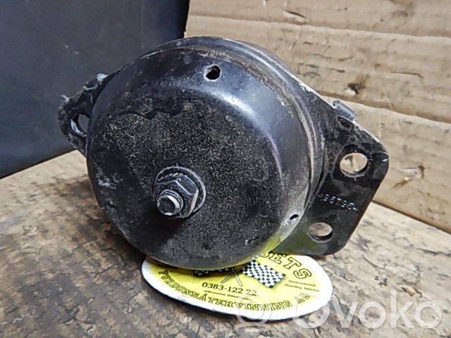 Saab 9-5 Engine mounting bracket 