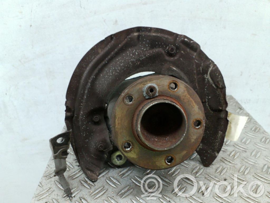 Front wheel hub spindle knuckle   31216793924