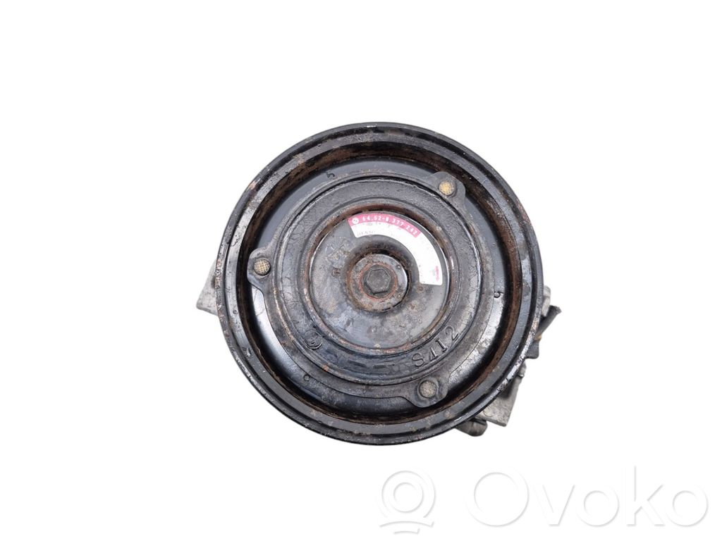 BMW 5 E39 Klimakompressor Pumpe 