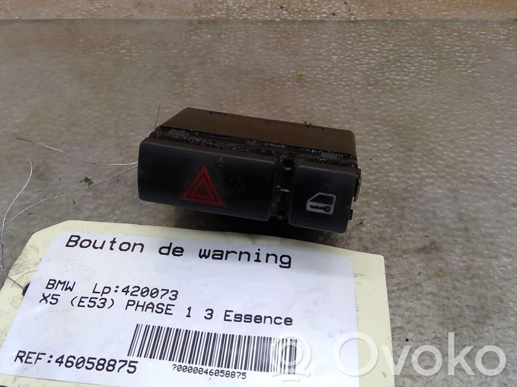 Hazard light switch   61318368920