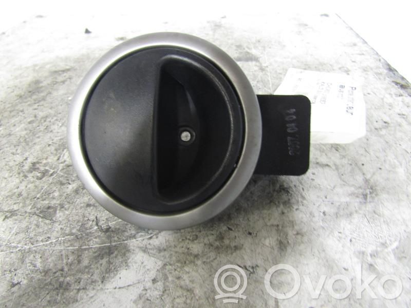 Chevrolet Kalos Manecilla interna puerta delantera 