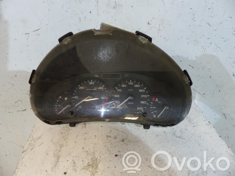 Citroen Berlingo Speedometer (instrument cluster) 