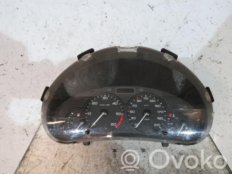 Speedometer (instrument cluster)   00006105HE