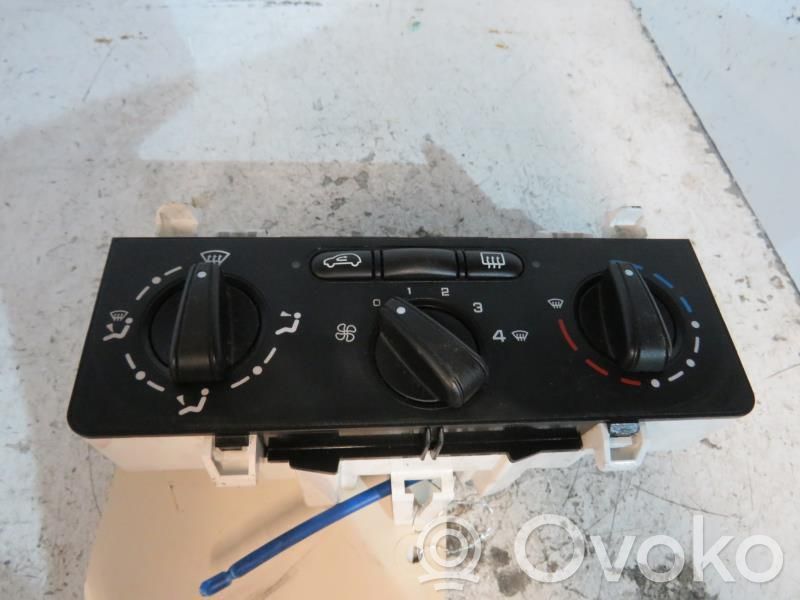 Citroen C2 Climate control unit 