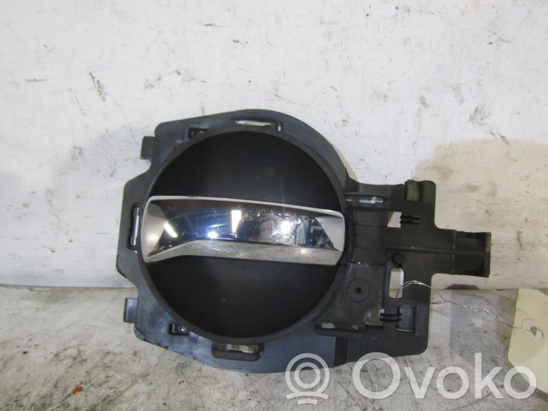 Front door interior handle   00009143N1