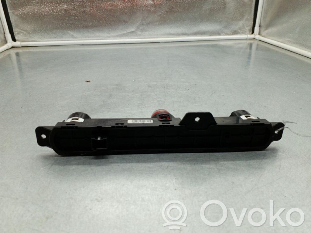 Fiat 500 Hazard light switch 