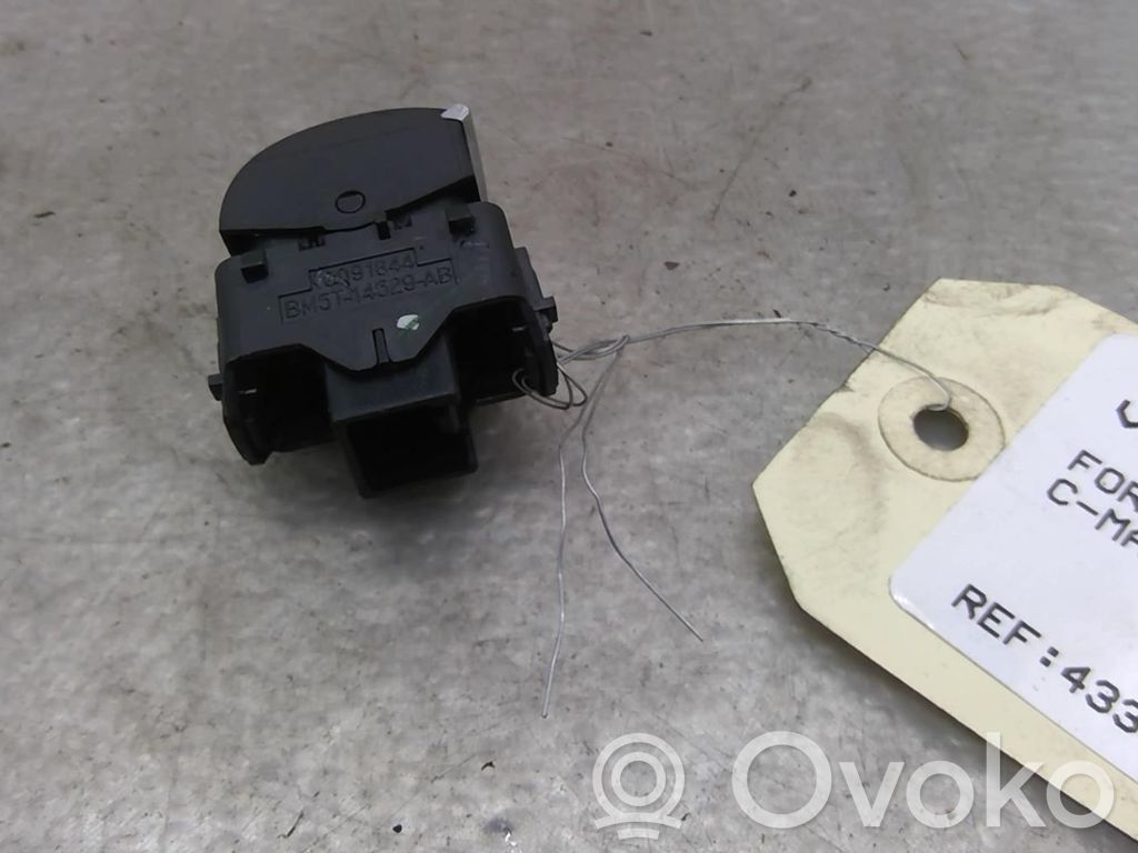 Electric window control switch   1850432