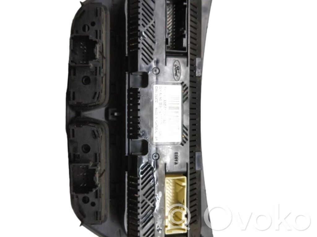 Climate control unit   1866943
