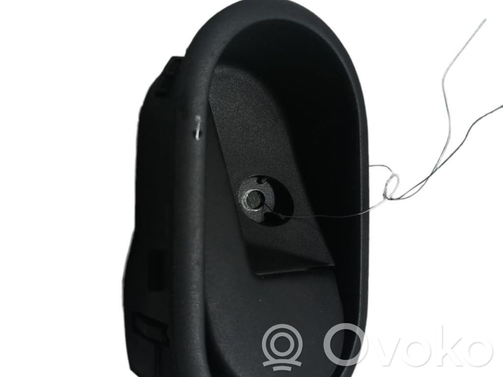 Manecilla interna puerta delantera   1329934