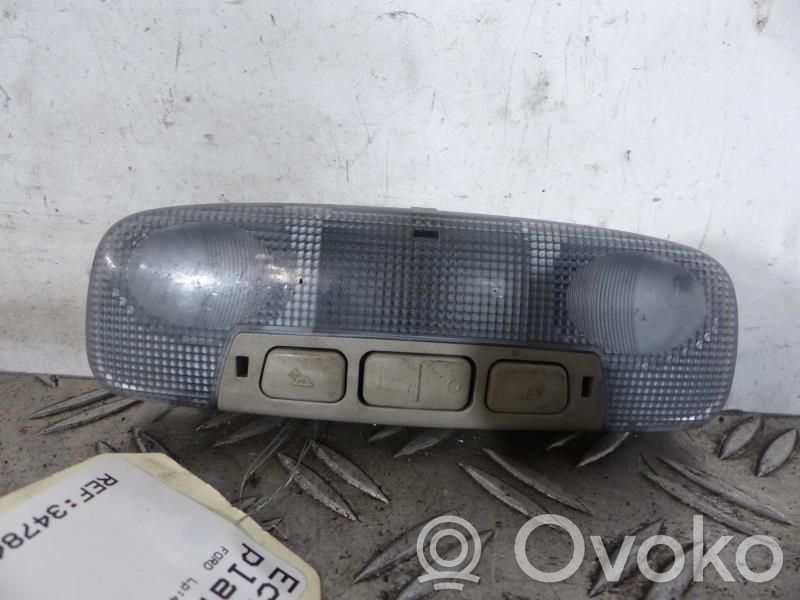 Ford Fiesta Etuistuimen valo 