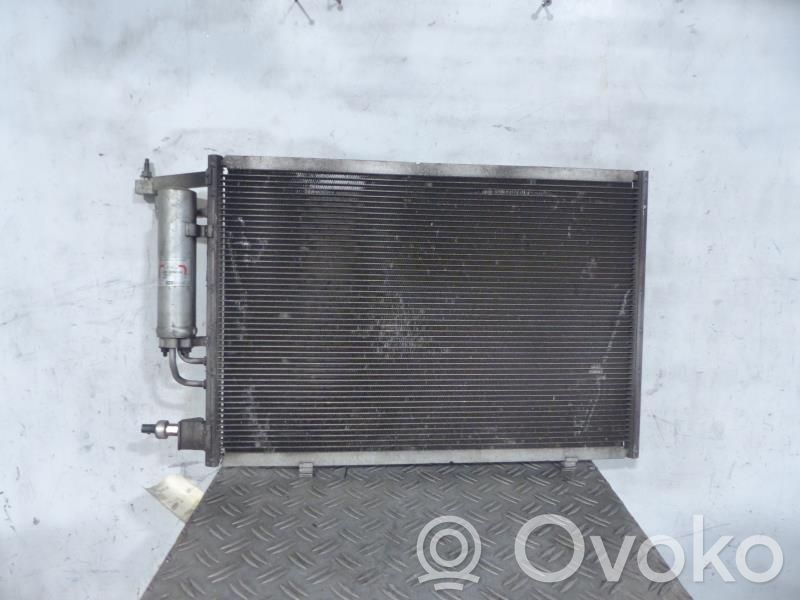 Ford Fiesta Skraplacz / Chłodnica klimatyzacji 