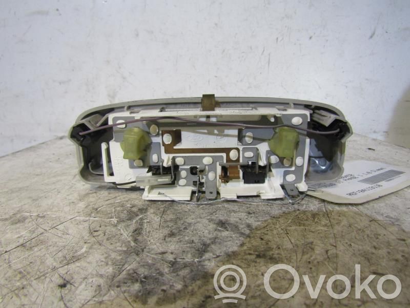 Ford Focus Luz del asiento delantero 