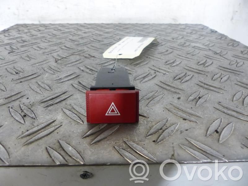 Hyundai Getz Hazard light switch 