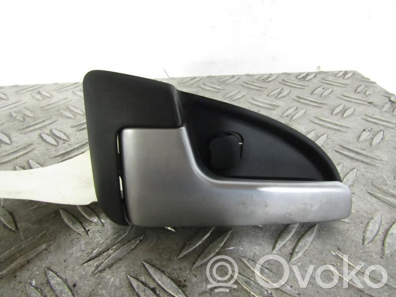 KIA Ceed Manecilla interna puerta delantera 