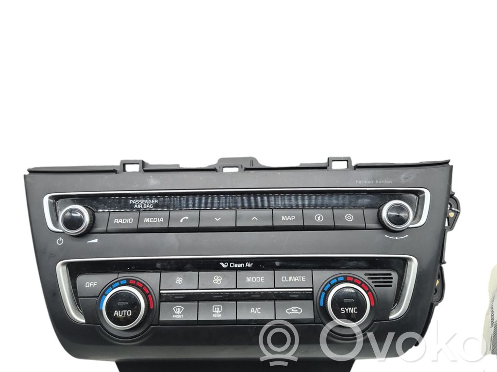 KIA Optima Climate control unit 