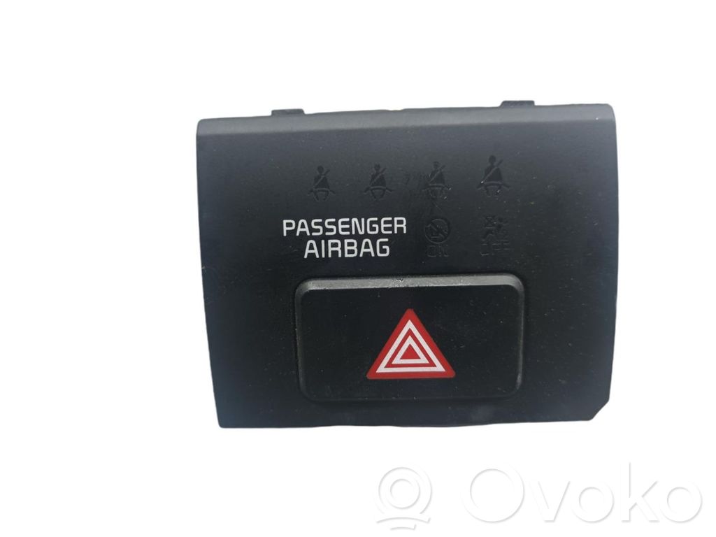Hazard light switch   61004