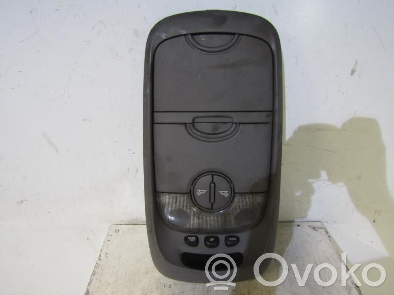 Etuistuimen valo   928003E00044