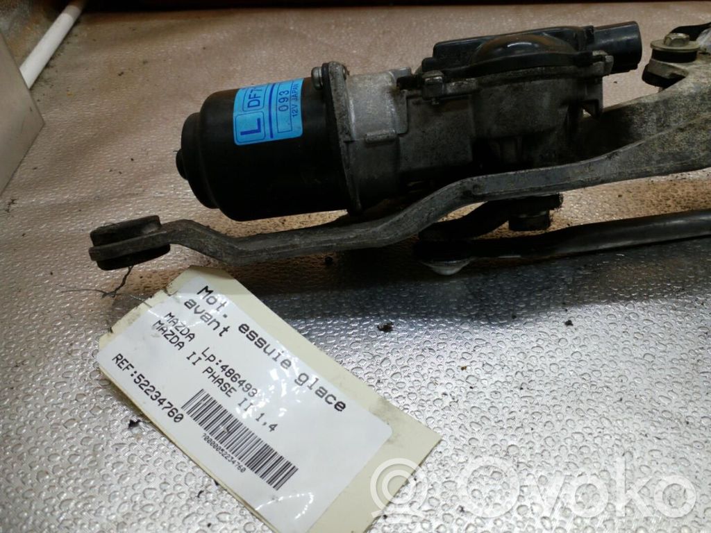 Двигатель стеклоочистителей   DF7167340A