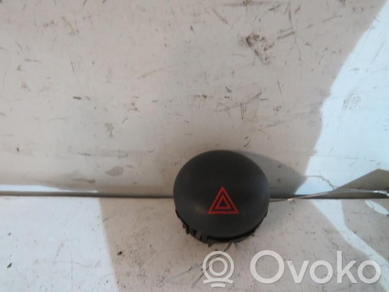 Mini One - Cooper R56 Botón interruptor de luz de peligro 