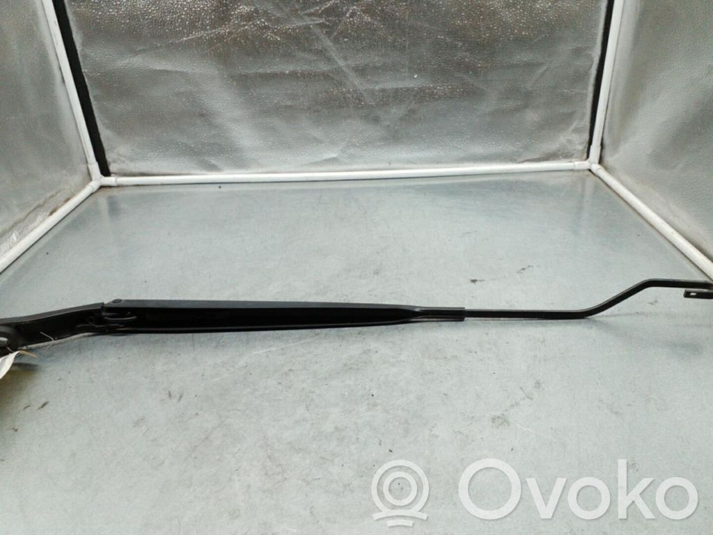 Front wiper blade arm   288819U100