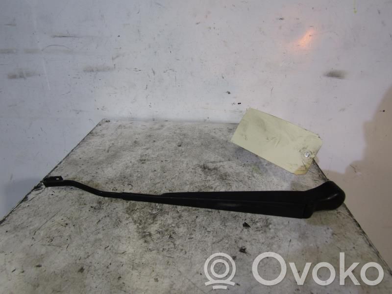 Nissan Patrol Y61 Wischerarm vorne 