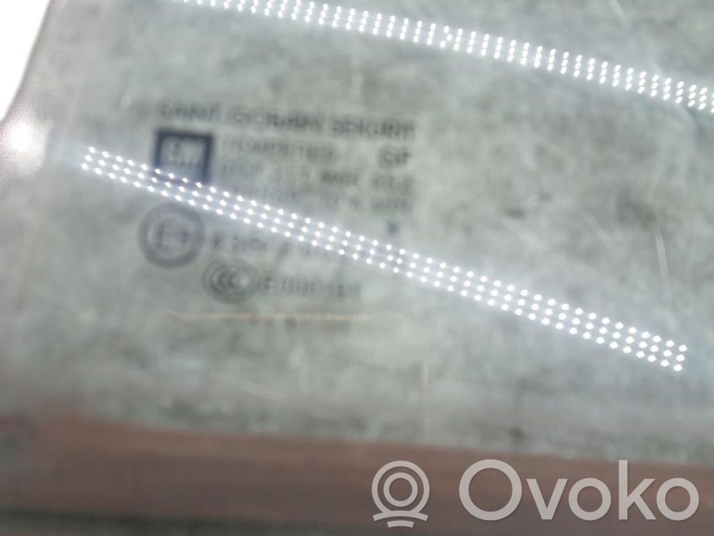 Opel Corsa D Ventanilla de ventilación de la puerta trasera 
