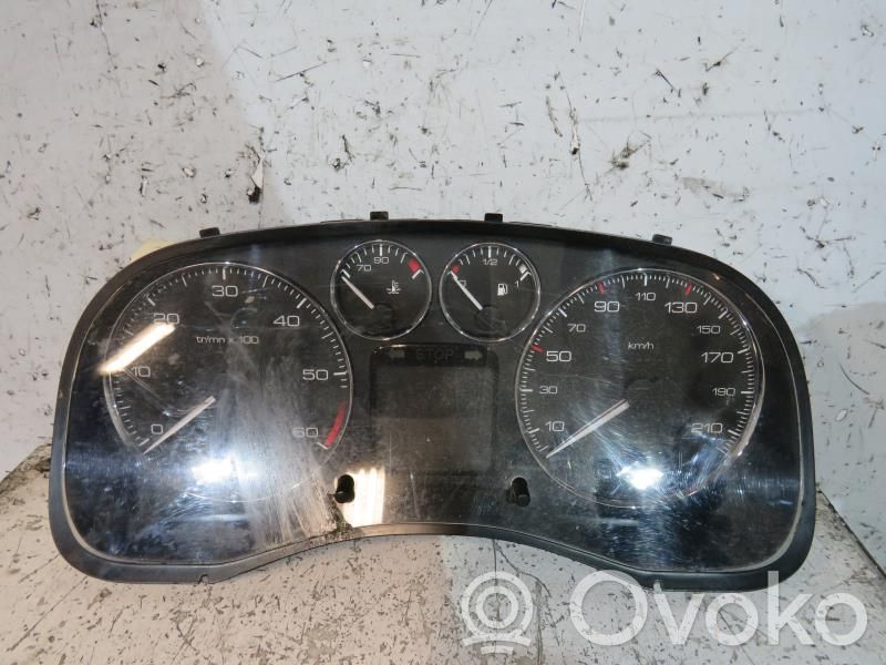Peugeot 307 Speedometer (instrument cluster) 