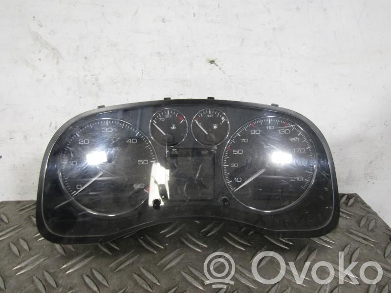 Peugeot 307 Speedometer (instrument cluster) 