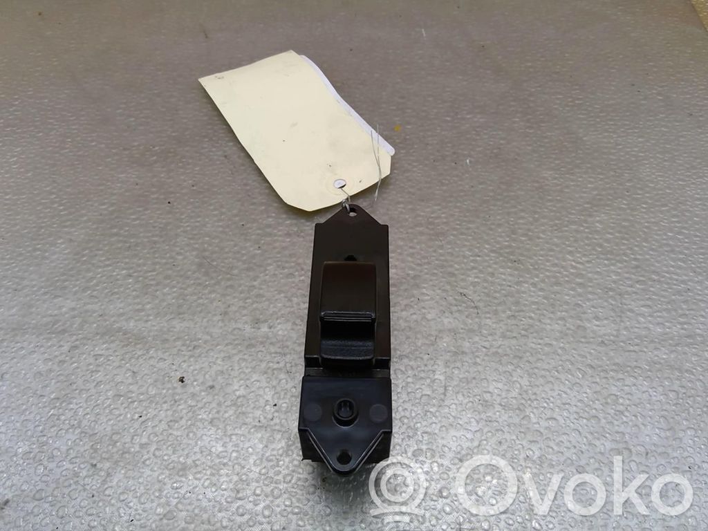 Electric window control switch   6490T0