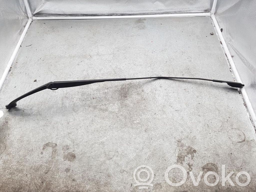 Renault Captur Ramię wycieraczki szyby przedniej / czołowej 