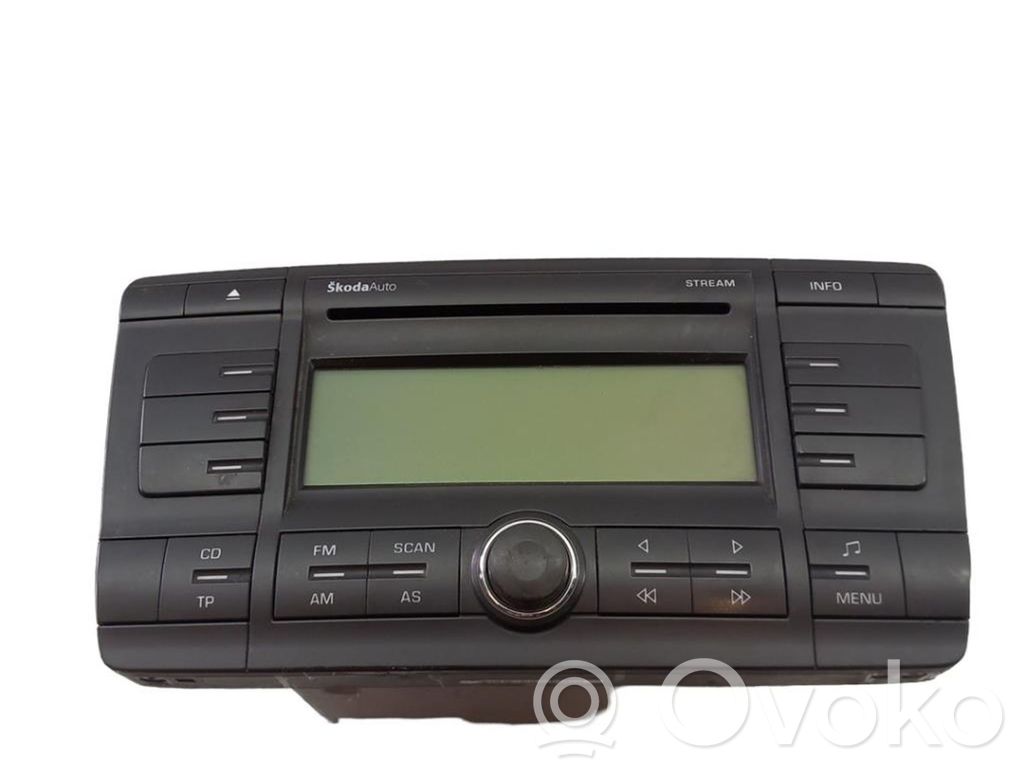 Skoda Octavia Mk2 (1Z) Unità principale autoradio/CD/DVD/GPS 