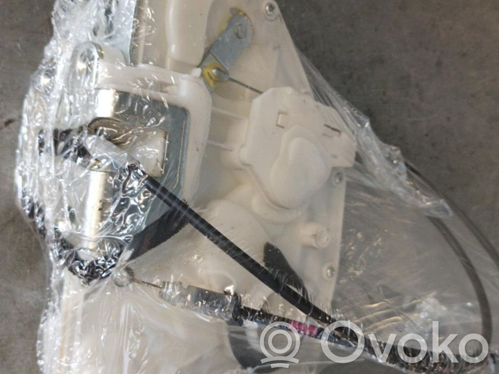 Front door lock   8220168LA2