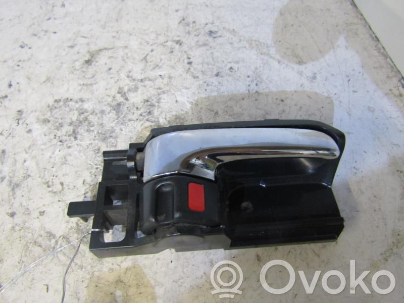 Toyota Corolla E120 E130 Manecilla interna puerta trasera 