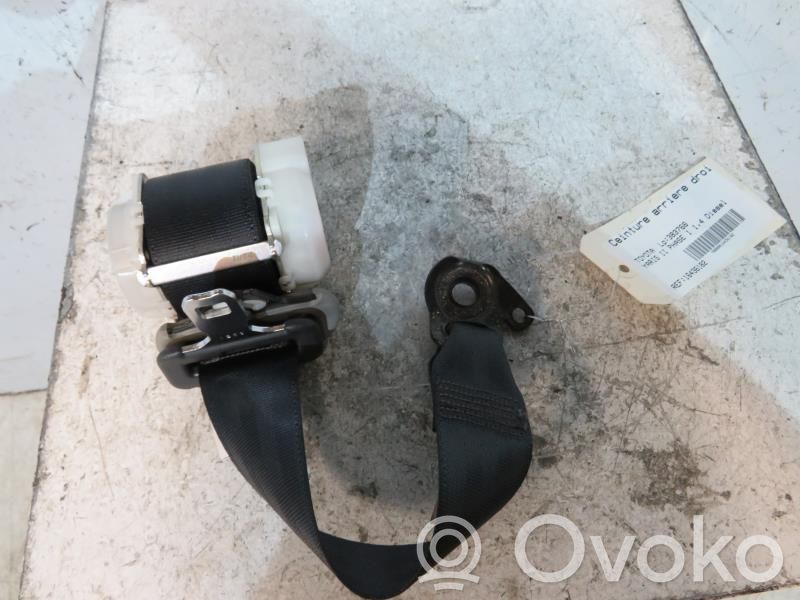 Toyota Yaris Cinturón trasero 