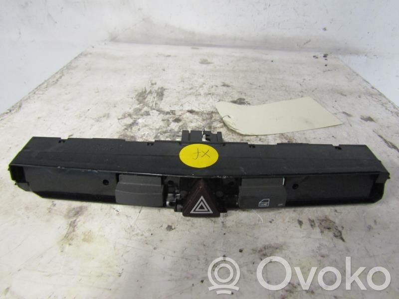 Botón interruptor de luz de peligro   13129293